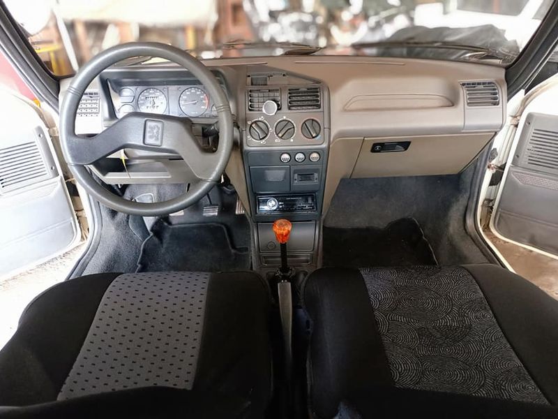 Peugeot 205 • 1998 • 5,500 km 2