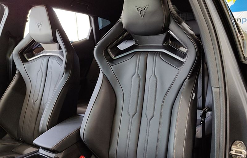 Seat Leon • 2023 • 5,732 km 8