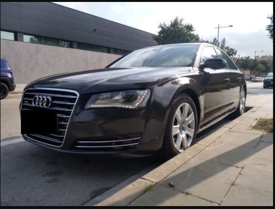 Audi A8 • 2011 • 110,000 km 1