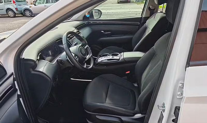 Hyundai Tucson • 2022 • 41,600 km 7