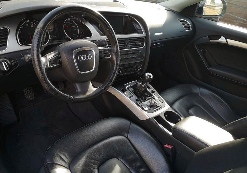 Audi A5 • 2008 • 140,000 km 2