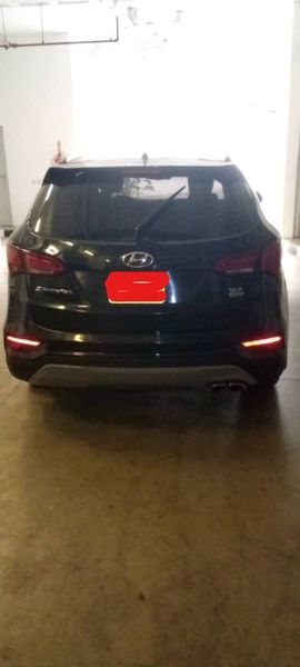 Hyundai Santa Fe • 2017 • 50,000 km 2