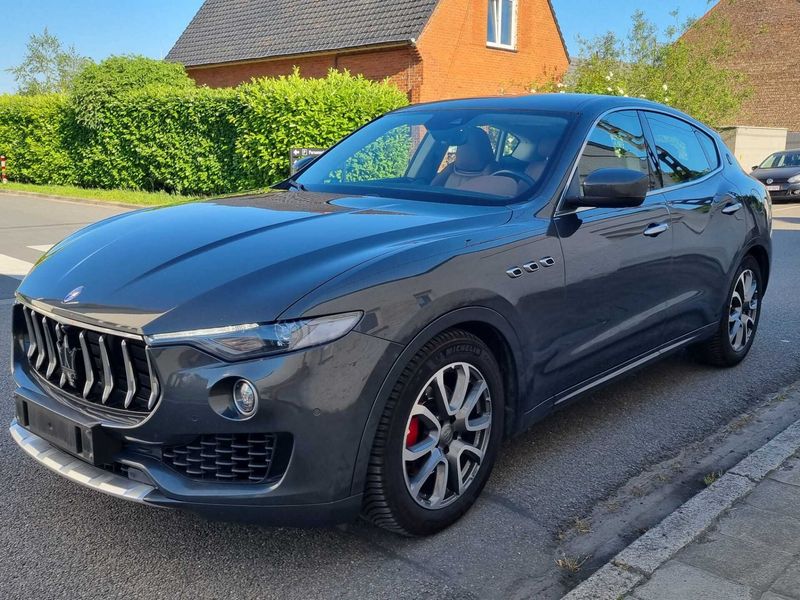 Maserati Levante • 2017 • 98,667 km 4