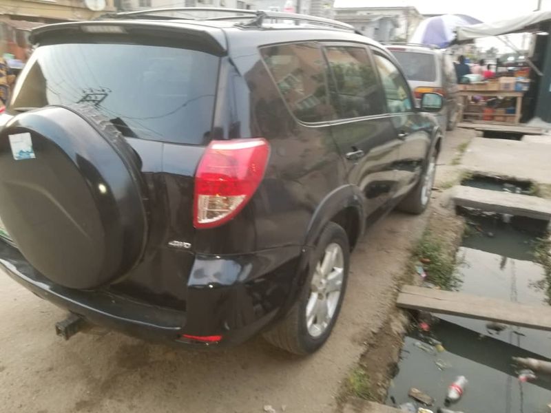 Toyota 4-Runner • 2007 • 78,800 km 5