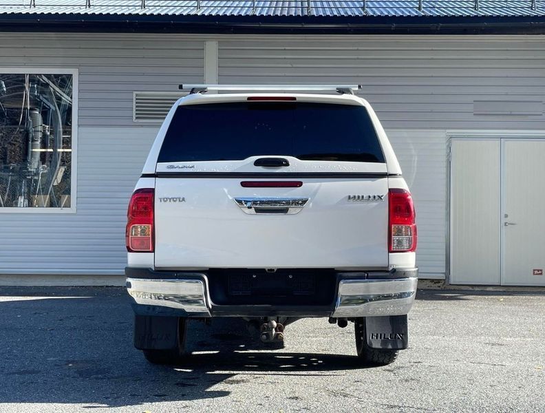 Toyota Hilux • 2018 • 120,537 km 3