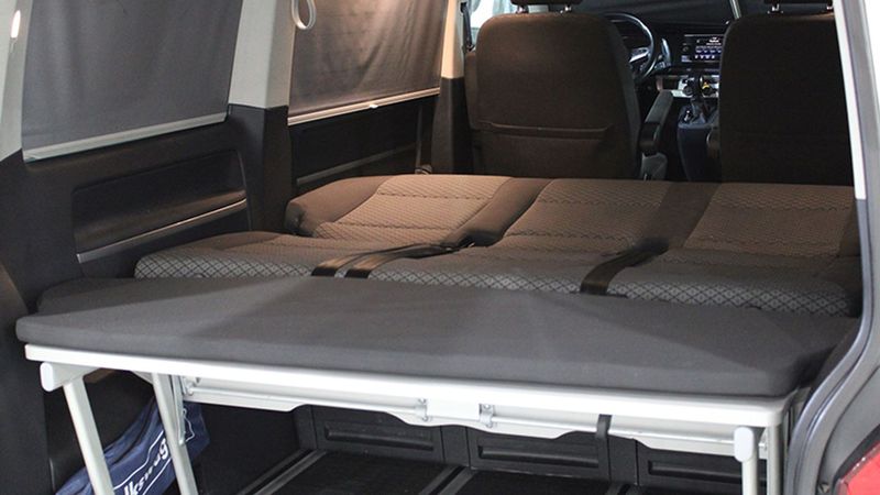 Volkswagen California • 2020 • 71,885 km 3