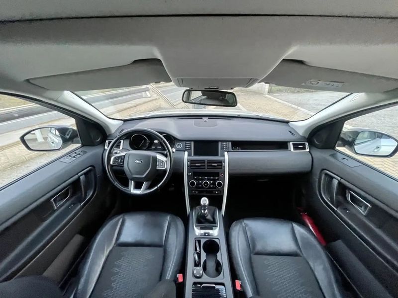 Land Rover Discovery Sport • 2017 • 196,000 km 8