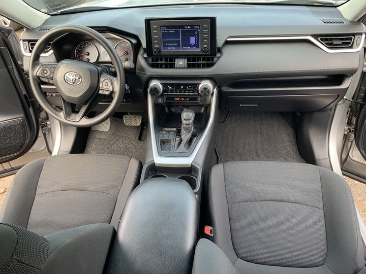 Toyota RAV4 • 2019 • 3 km 3