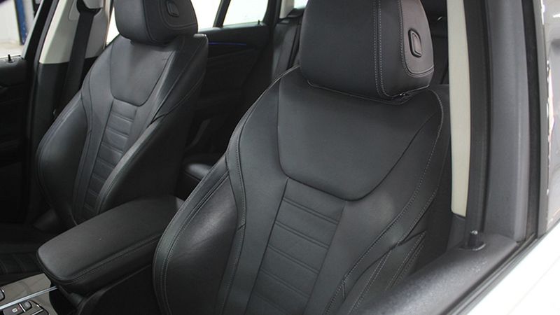 BMW X4 • 2019 • 44,868 km 7