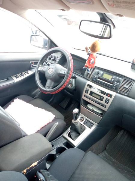 Toyota Corolla • 2006 • 157,000 km 2