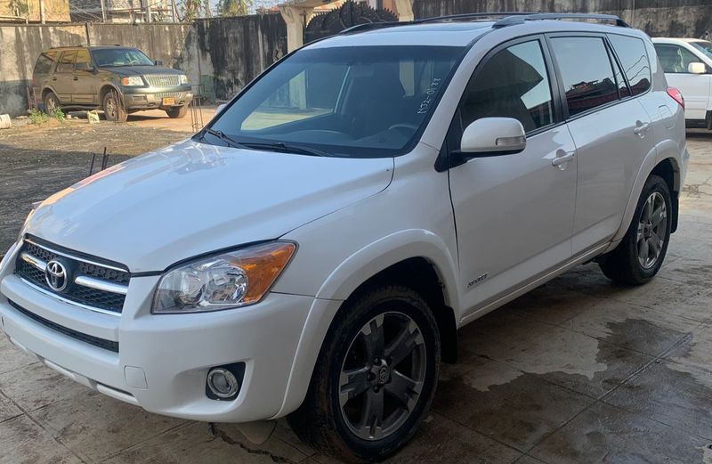 Toyota RAV4 • 2010 • 91 km 1