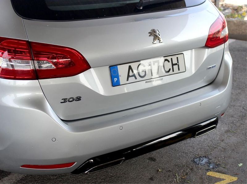 Peugeot 308 • 2016 • 143,000 km 4