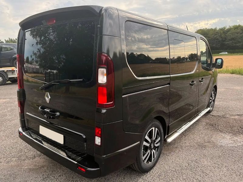 Renault 10 • 2021 • 56,000 km 3