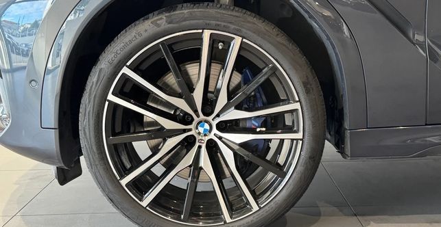 BMW X6 • 2020 • 109,000 km 25