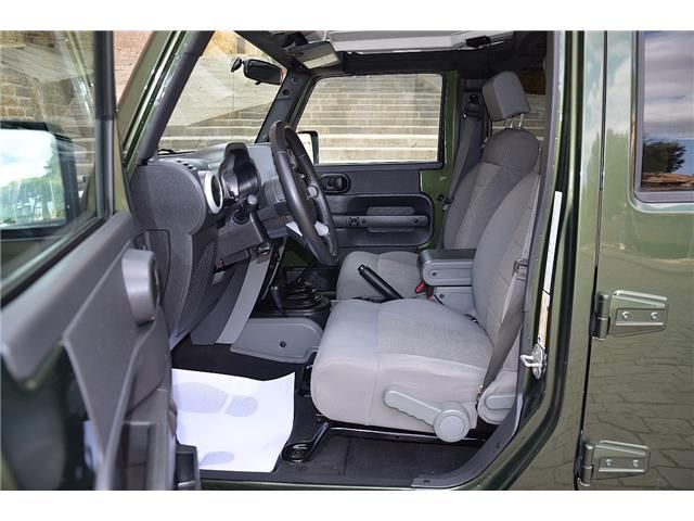 Jeep Wrangler • 2010 • 139,000 km 4