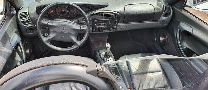 Porsche Boxster • 1998 • 249,999 km 6