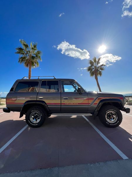 Toyota Land Cruiser • 1989 • 341,700 km 3