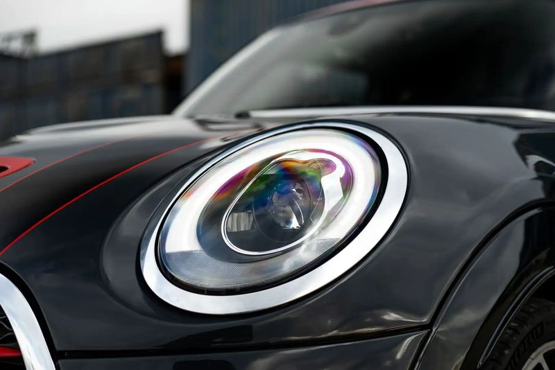 MINI Cooper • 2016 • 89,000 km 3