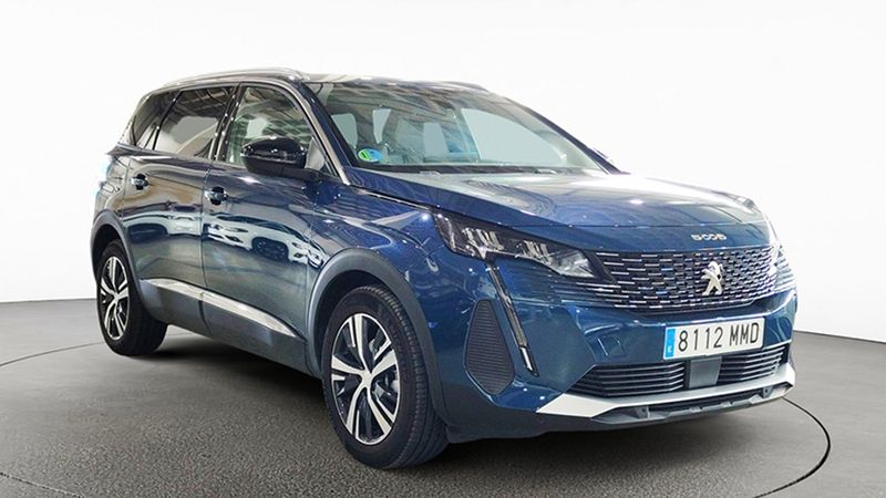 Peugeot 5008 • 2023 • 6,418 km 3