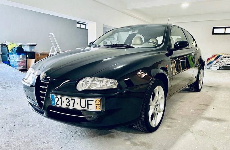 Alfa Romeo 147 • 2002 • 170,000 km 1