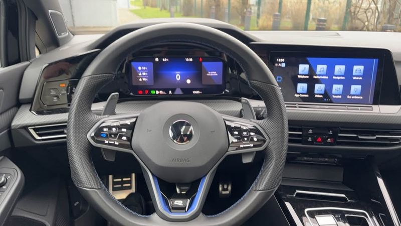 Volkswagen Golf R • 2022 • 43,000 km 9