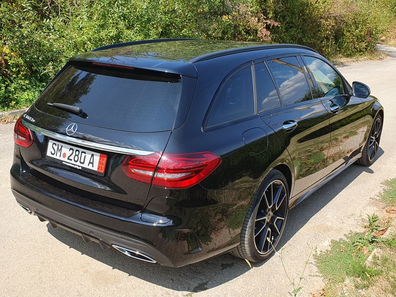 Mercedes-Benz C-Class • 2020 • 120,000 km 9