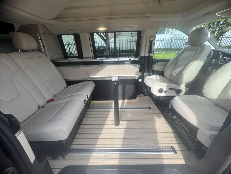 Mercedes-Benz 200 D • 2016 • 140,000 km 7