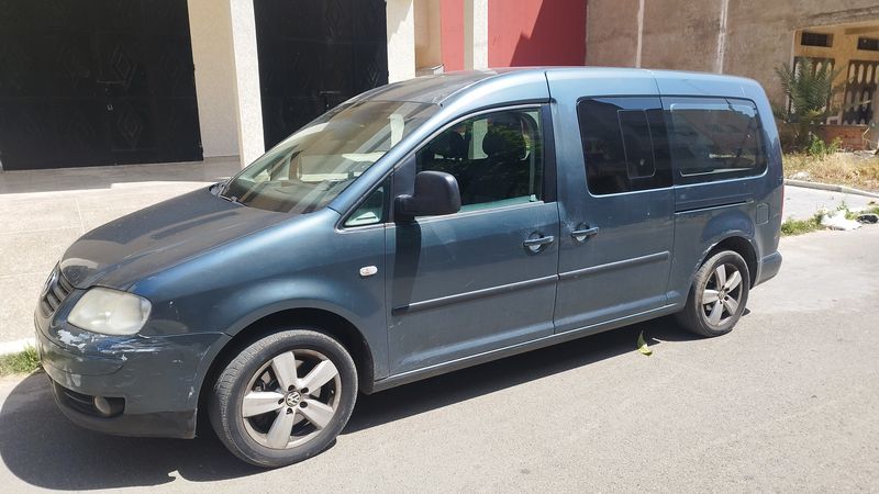 Volkswagen Caddy • 2008 • 271,000 km 5
