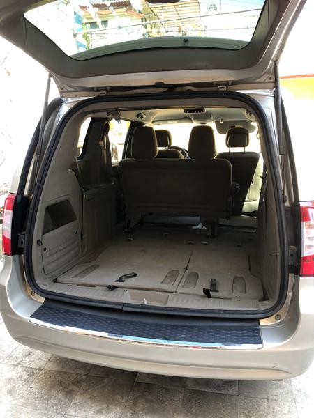 Chrysler Town & Country • 2015 • 104,000 km 1