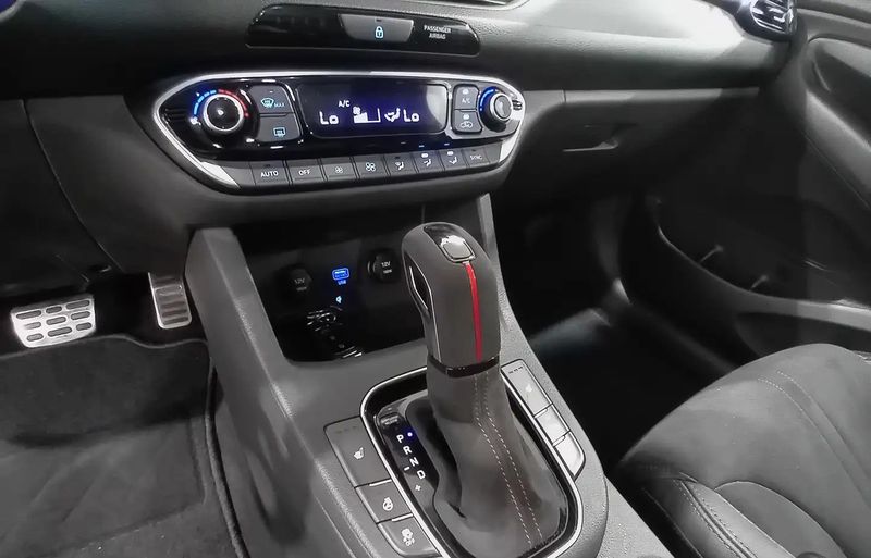 Hyundai i30 • 2021 • 57,628 km 5