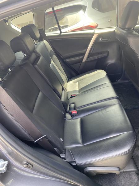 Toyota RAV4 • 2015 • 47,580 km 7