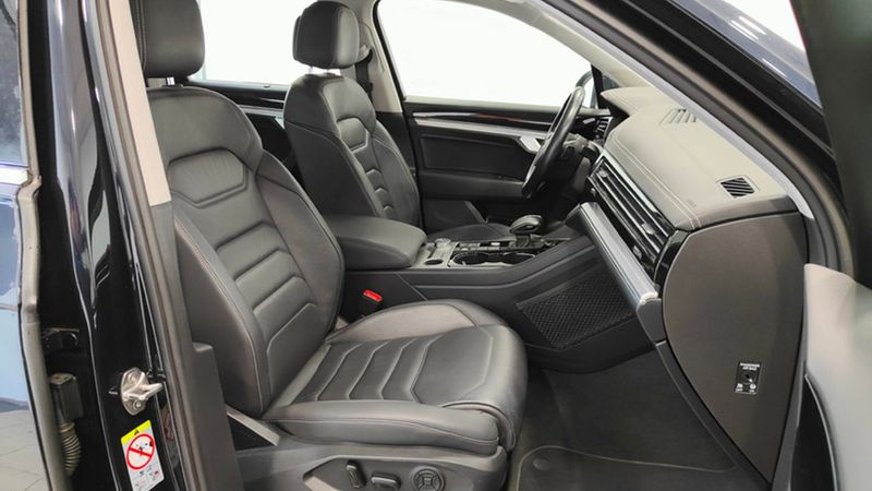 Volkswagen Touareg • 2019 • 170,134 km 24