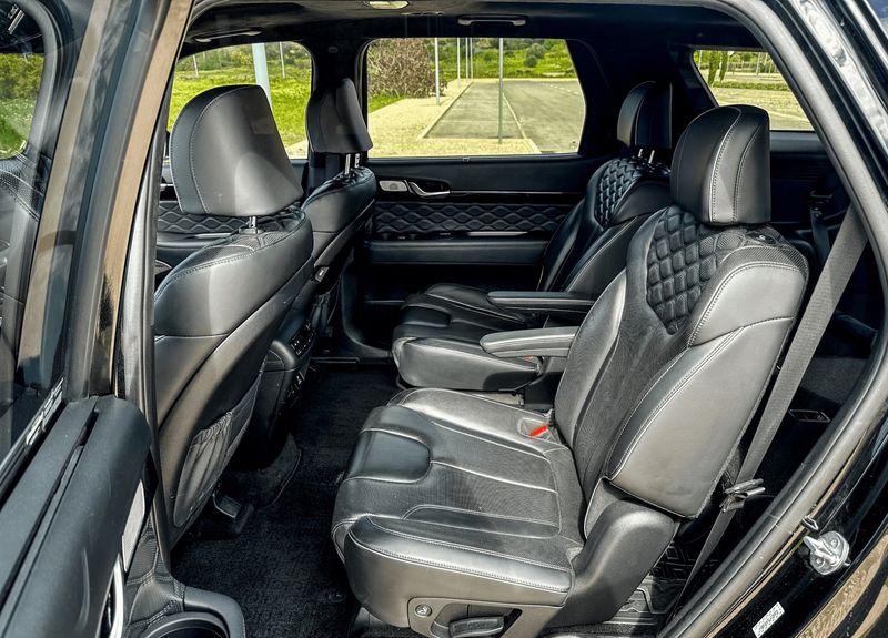 Hyundai Palisade • 2021 • 64,000 km 3