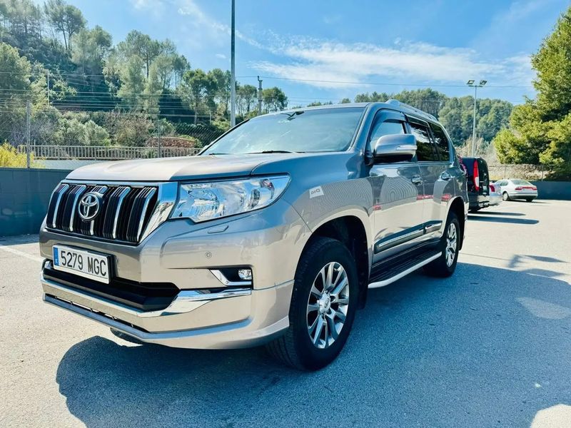 Toyota Land Cruiser • 2019 • 108,557 km 5