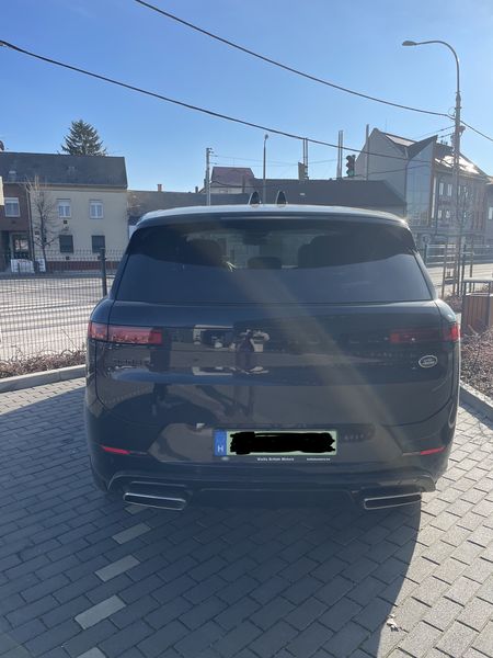 Land Rover Range Rover Sport • 2023 • 11,232 km 2