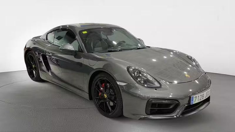 Porsche Cayman • 2015 • 68,000 km 4