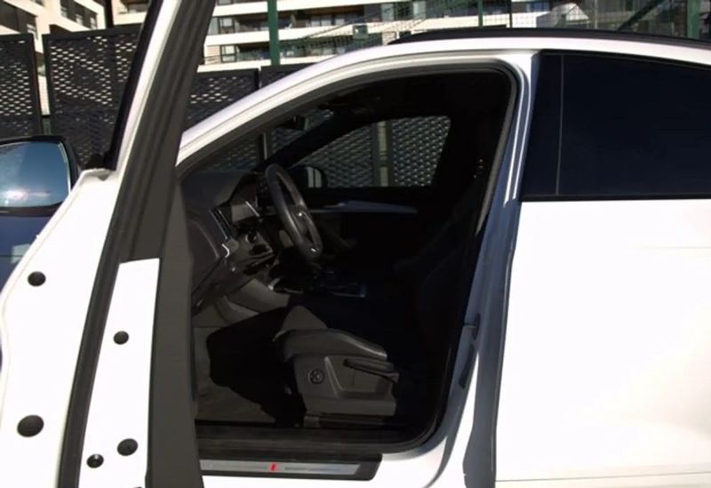 Audi Q5 • 2021 • 91,000 km 10