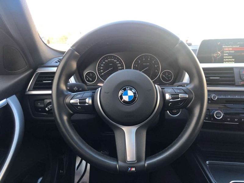 BMW 328i • 2016 • 85,000 km 3