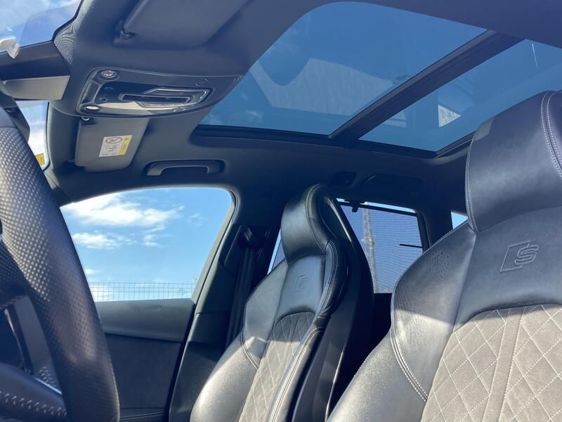 Audi A4 • 2020 • 105,628 km 5