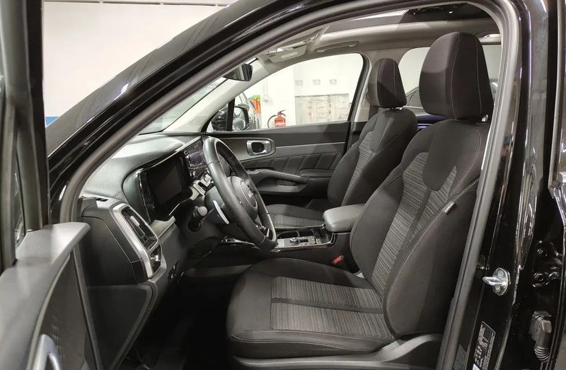 Kia Sorento • 2022 • 26,342 km 10