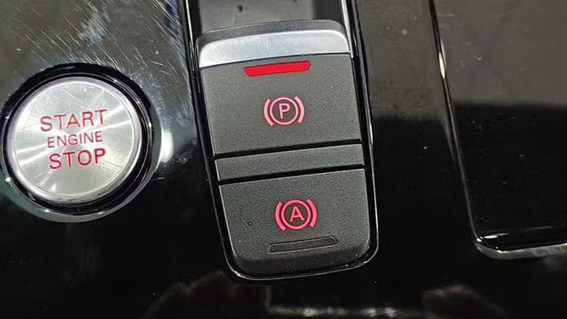 Audi A8 Long • 2015 • 84,288 km 38