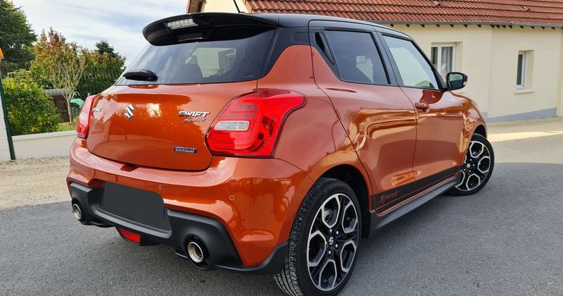 Suzuki Swift • 2020 • 24,500 km 5