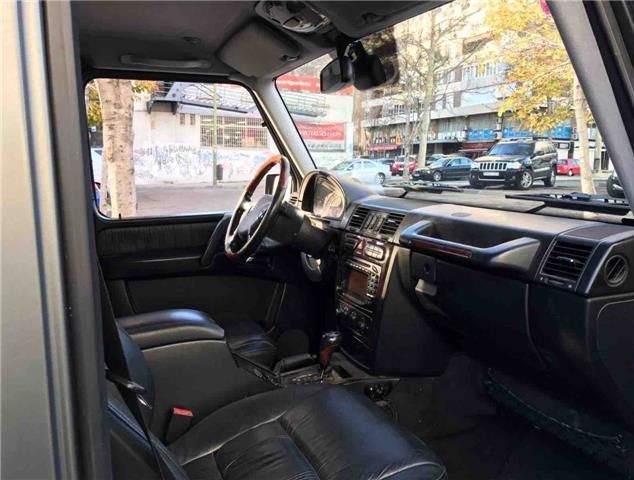 Mercedes-Benz G-Class • 2002 • 254,000 km 4