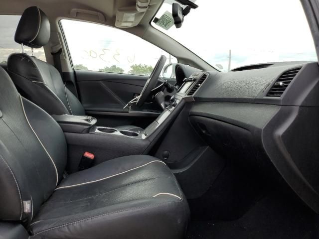 Toyota Venza • 2014 • 33 km 5