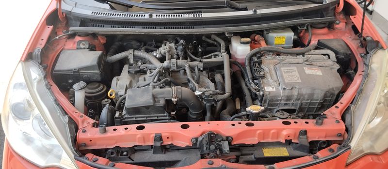 Toyota Prius c • 2012 • 208,000 mi 11