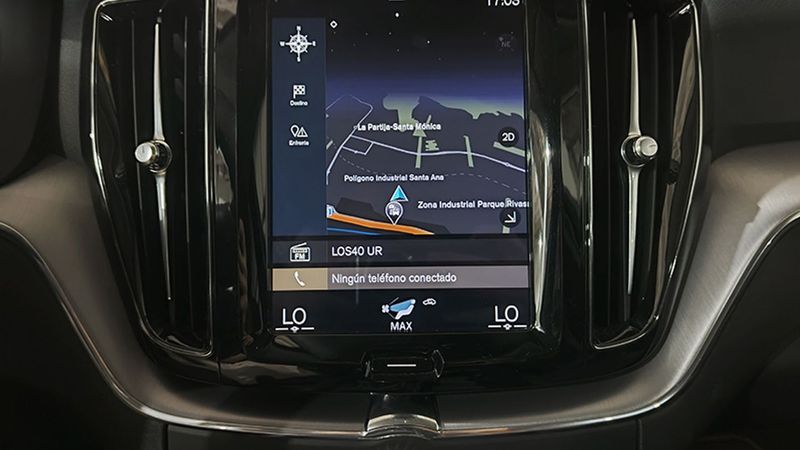 Volvo XC60 • 2020 • 49,138 km 8