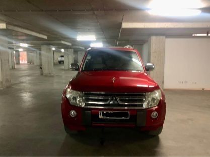 Mitsubishi Pajero • 2013 • 88,000 km 2