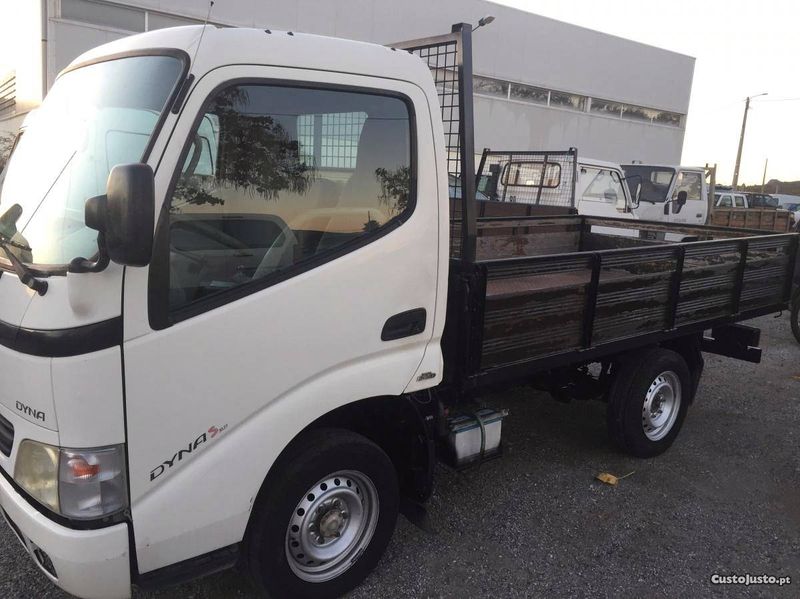 Toyota Dyna • 2007 • 200,000 km 7