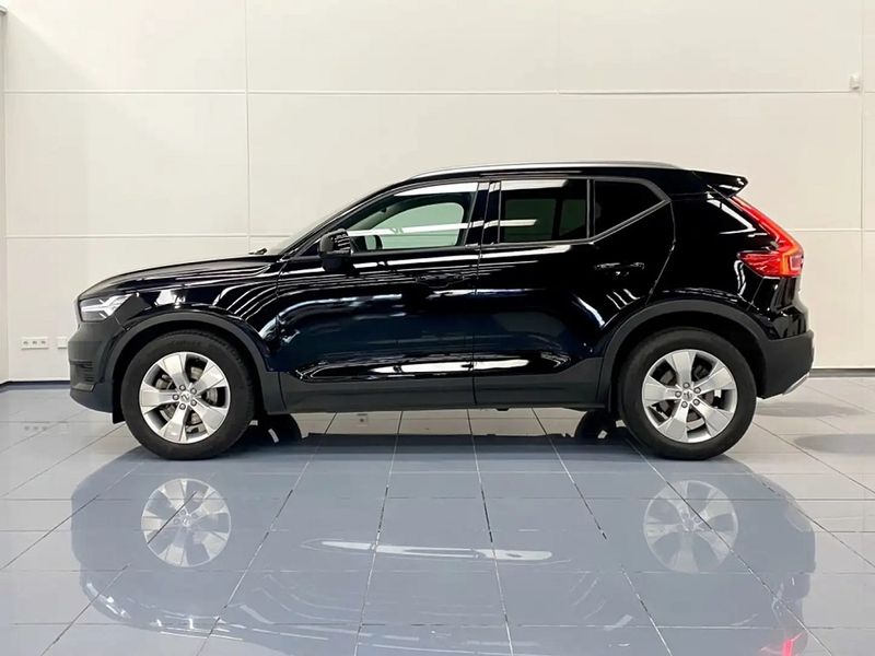 Volvo XC40 • 2019 • 88,000 km 3