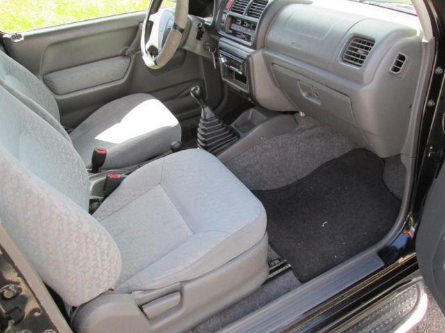 Suzuki Jimny • 2002 • 84,789 km 3